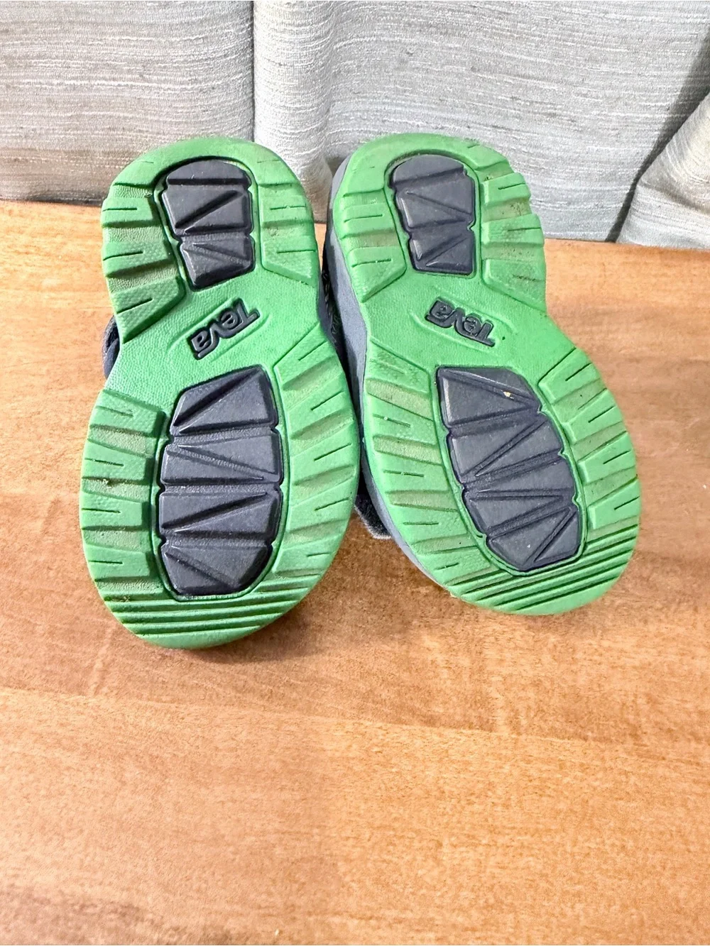TEVA Psyclone XLT Toddler Sandals Size 4